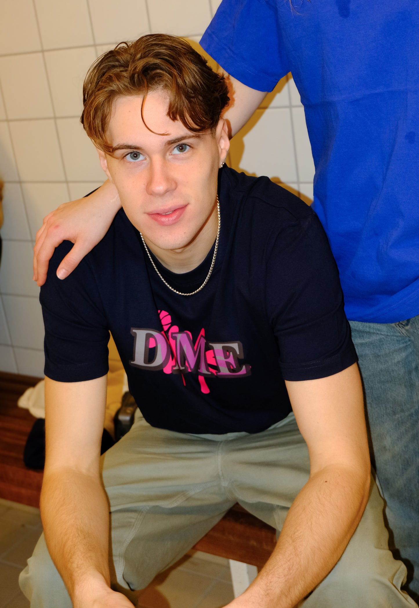 PINK GLOW TEE