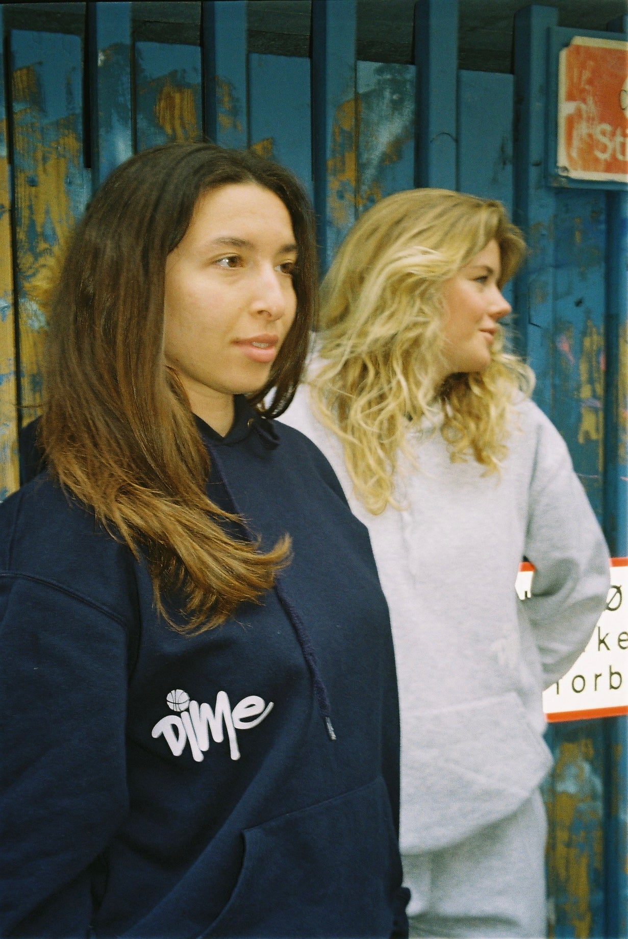 NAVY CLASSIC HOODIE