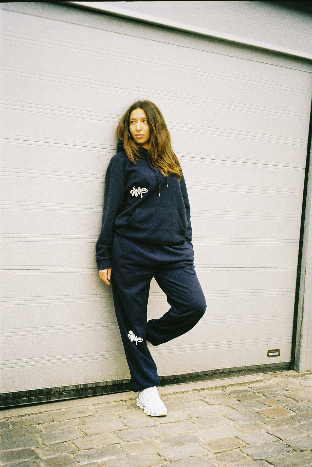 NAVY CLASSIC HOODIE