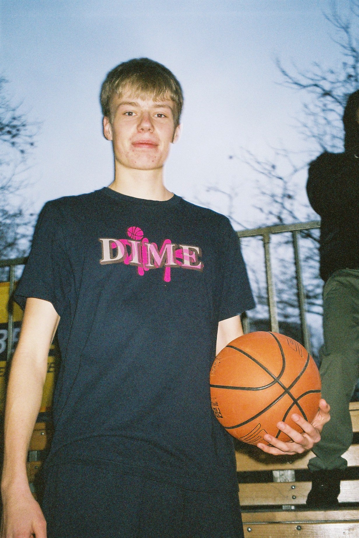 PINK GLOW TEE